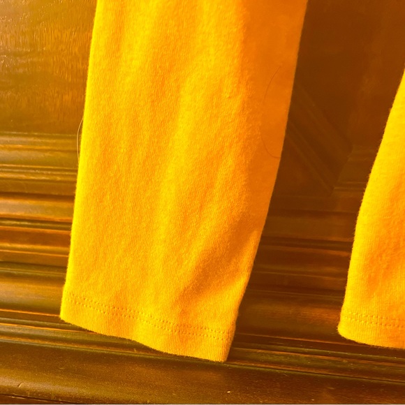 Liz Claiborne long sleeve v neck mustard color. S Excellent. Like new. - Picture 4 of 4